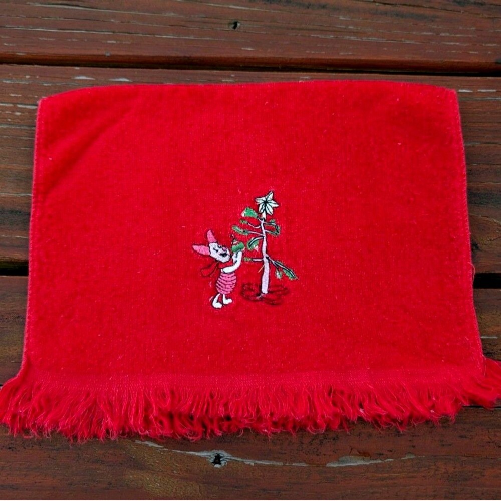 Piglet Christmas Custom Embroidery Fingertip Towel Red Winnie The Pooh
